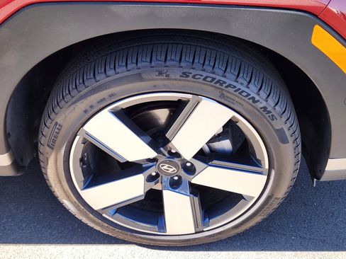 Certified 2024 Hyundai Santa Fe Limited image 17