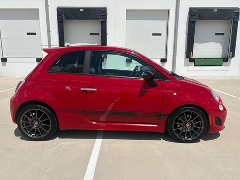 Used 2013 FIAT 500 Abarth w/ Comfort/Convenience Group FWD image 3
