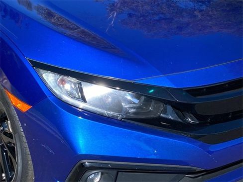 Used 2021 Honda Civic Sport image 4