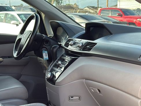 Used 2011 Honda Odyssey EX-L image 32