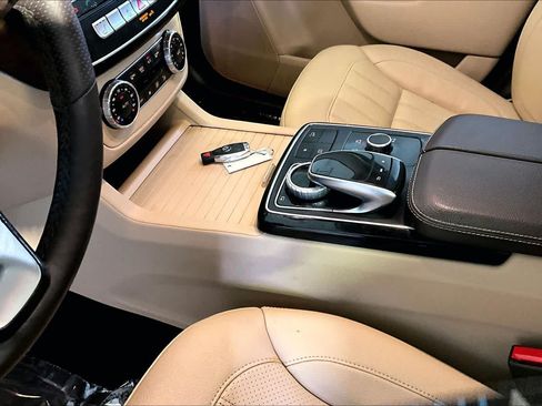Used 2017 Mercedes-Benz GLE 350 4MATIC image 17