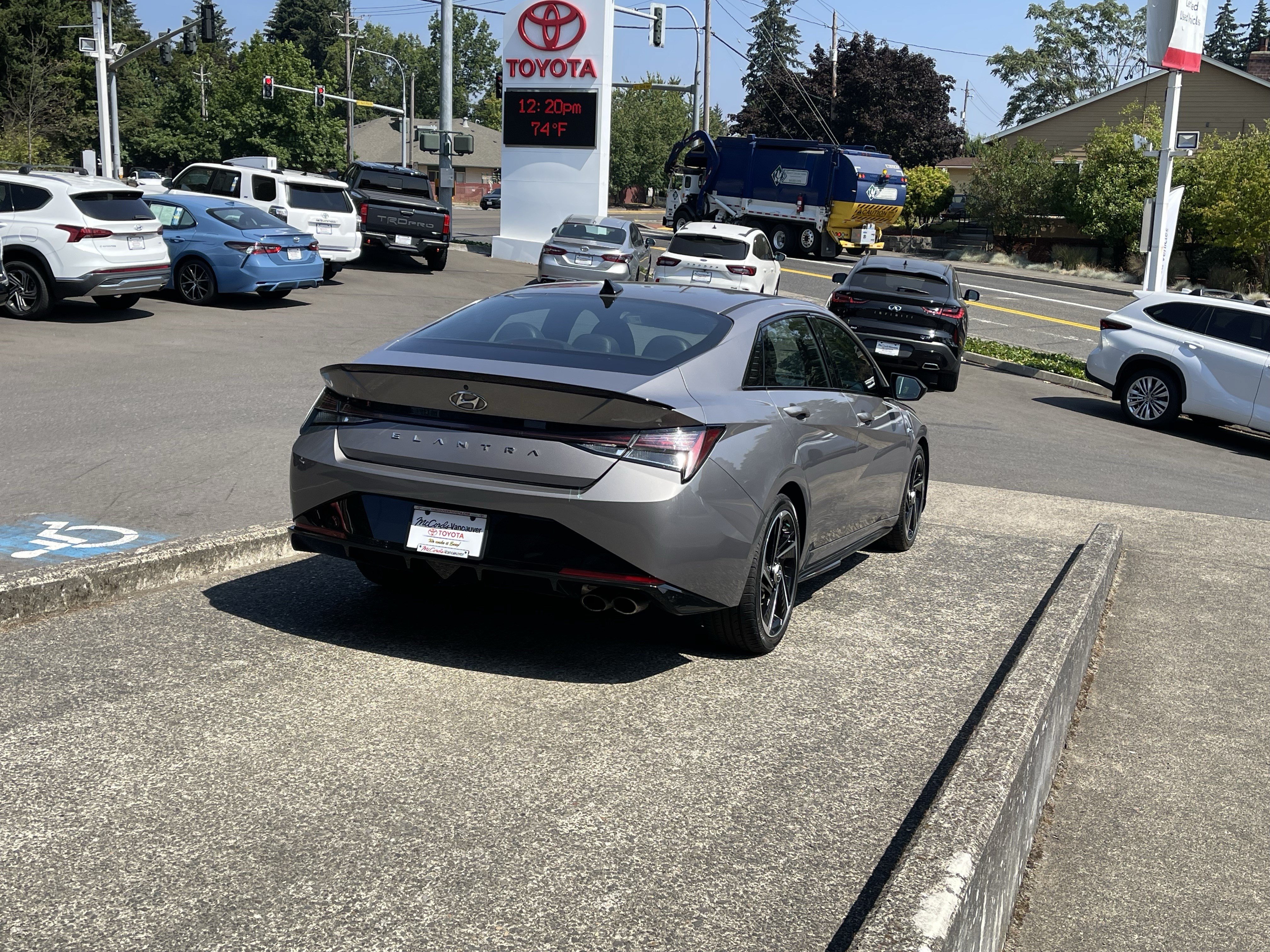 Used 2022 Hyundai Elantra N Line FWD image 7