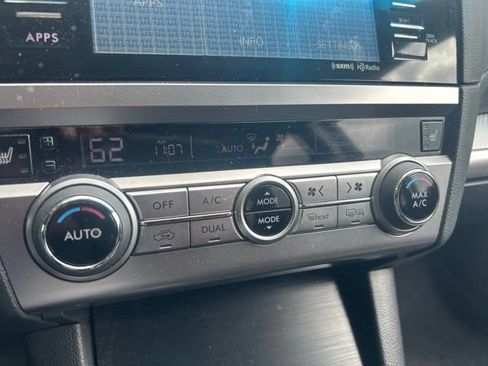 Used 2015 Subaru Outback 2.5i Premium AWD/4WD image 21