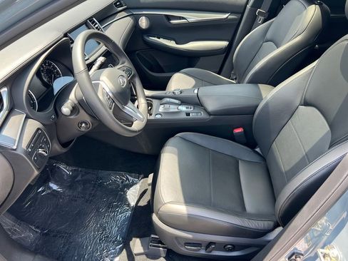 Certified 2025 INFINITI QX55 Essential AWD/4WD image 9