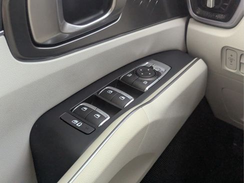 Certified 2024 Kia Sorento EX FWD image 26