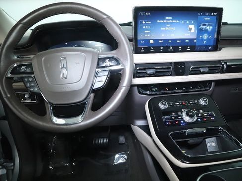 Used 2023 Lincoln Nautilus Reserve w/ Equipment Group 201A AWD/4WD image 31