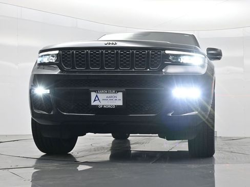 New 2025 Jeep Grand Cherokee L Summit image 40