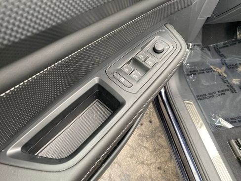 New 2025 Volkswagen Atlas Cross Sport SEL image 31