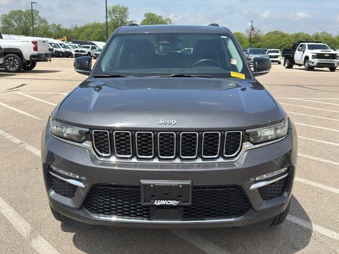 Used 2022 Jeep Grand Cherokee Limited AWD/4WD image 9