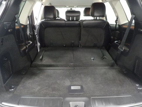 Used 2020 Nissan Pathfinder SL AWD/4WD image 12