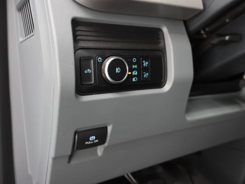 Used 2024 Ford F250 XLT AWD/4WD image 43