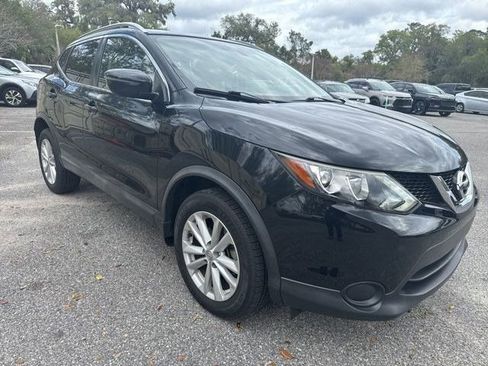 Used 2018 Nissan Rogue Sport SV image 5