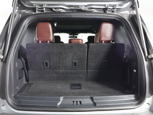Used 2024 Ford Expedition Limited image 21