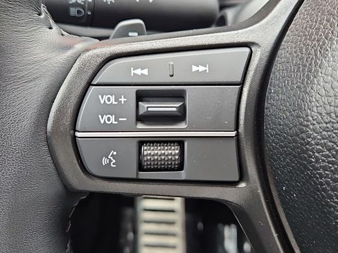 Used 2025 Honda Accord Sport image 12