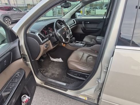 Used 2016 GMC Acadia SLT w/ Open Road Package FWD image 9