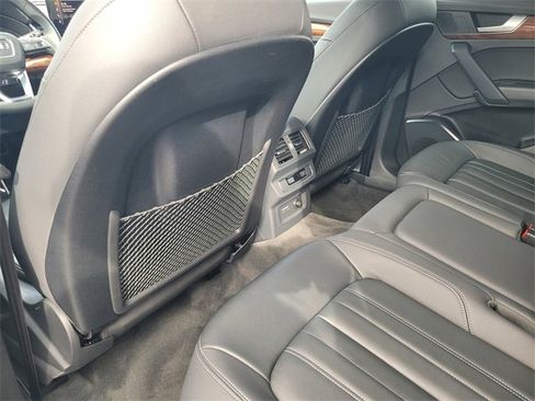 Used 2023 Audi Q5 2.0T Premium w/ Convenience Package image 14