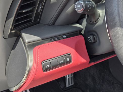 Used 2024 Lexus LC 500 Convertible w/ Touring Package RWD image 30