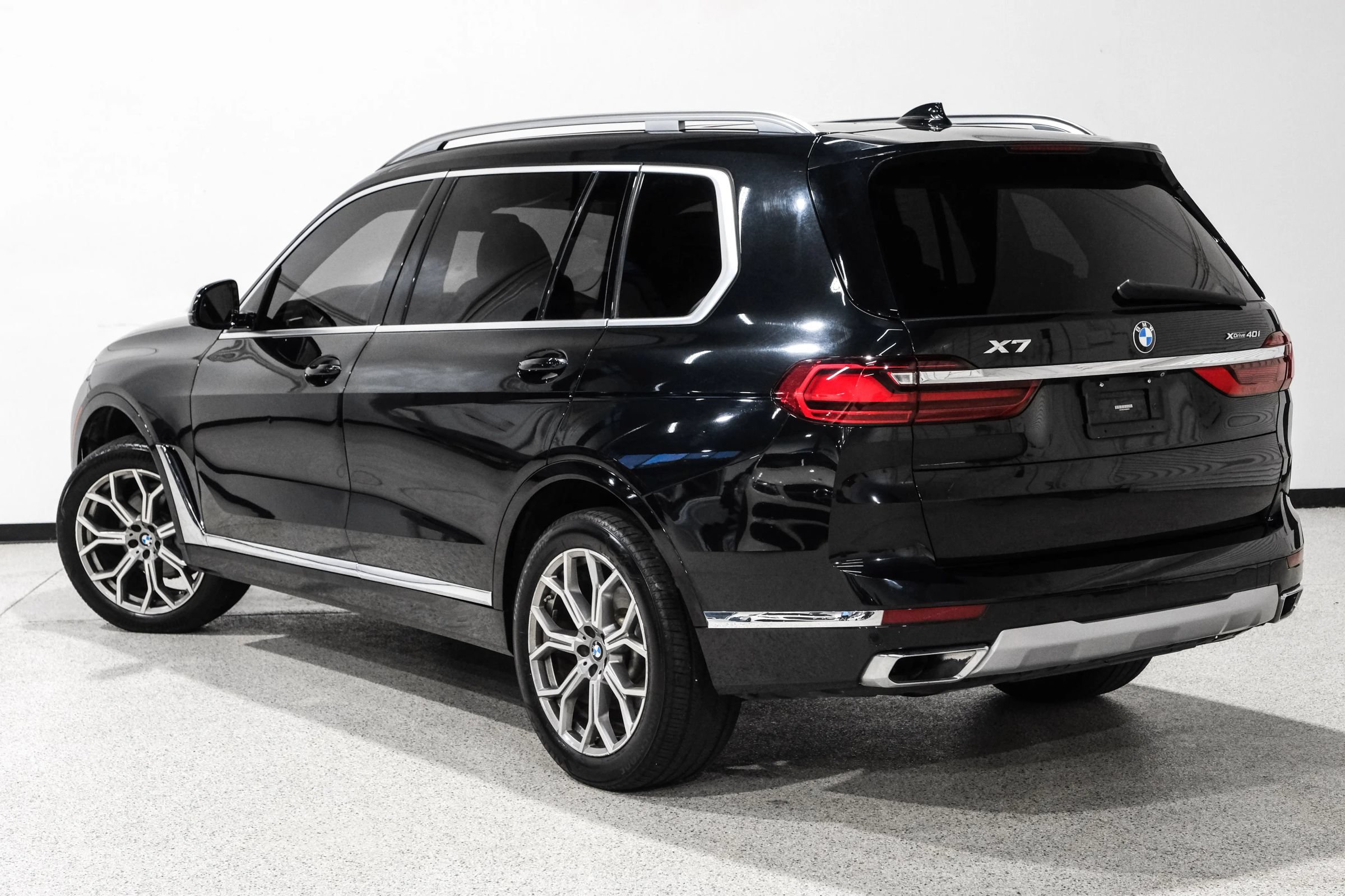 Used 2019 BMW X7 xDrive40i w/ Cold Weather Package AWD/4WD image 8