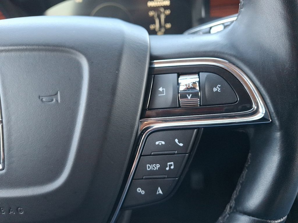 Certified 2023 Lincoln Nautilus Reserve AWD/4WD image 23