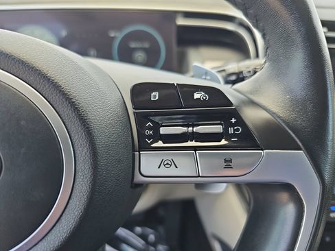 Certified 2023 Hyundai Tucson Limited AWD/4WD image 18