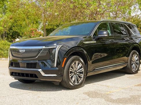 New 2026 Cadillac Escalade IQL Luxury image 3
