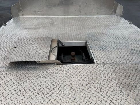 Used 2022 RAM 3500 Tradesman w/ Chrome Appearance Group image 5