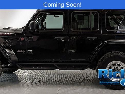 Used 2025 Jeep Wrangler Unlimited Rubicon AWD/4WD image 5