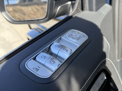 New 2026 Mercedes-Benz G 550 image 15