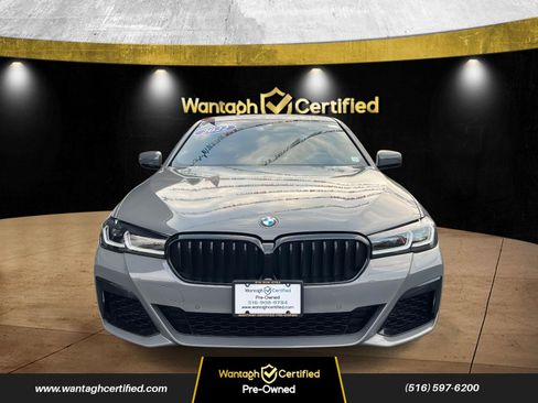 Used 2022 BMW 540i xDrive w/ Executive Package image 2