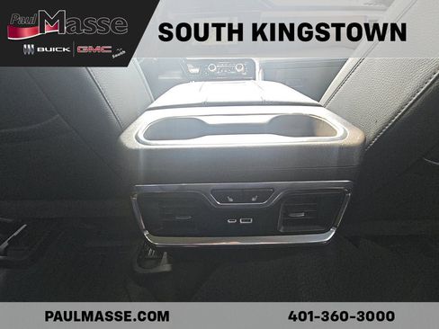 Used 2024 GMC Sierra 2500 Denali w/ Denali Reserve Package AWD/4WD image 16
