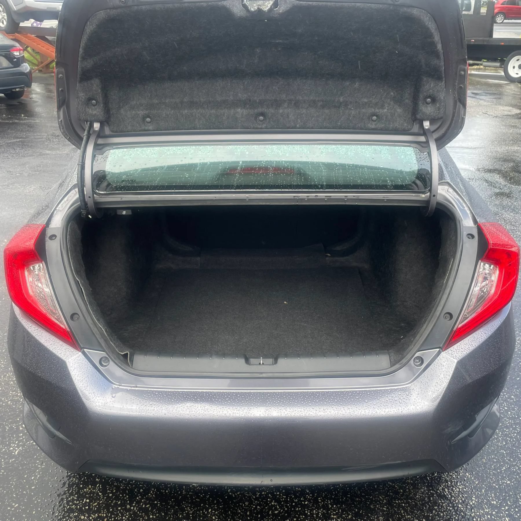Used 2017 Honda Civic EX-T image 10