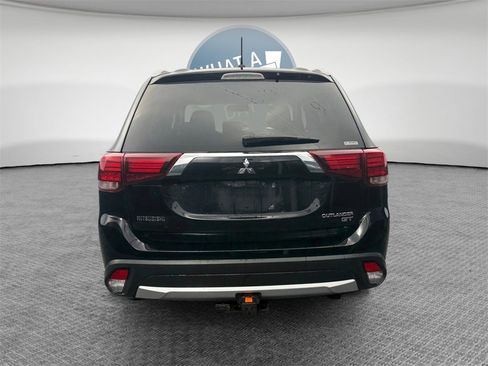 Used 2016 Mitsubishi Outlander GT image 5