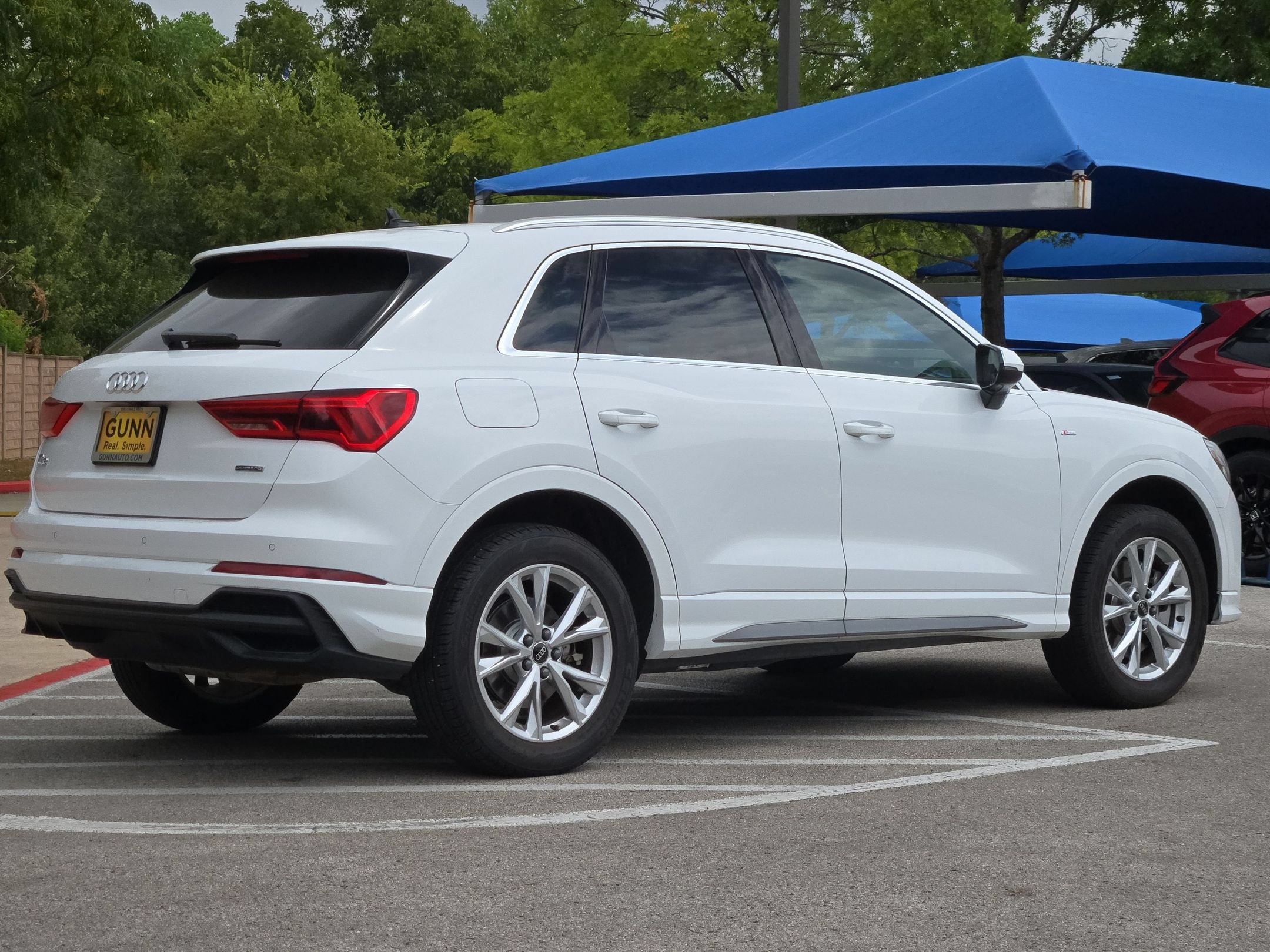 Used 2025 Audi Q3 2.0T Premium AWD/4WD image 3