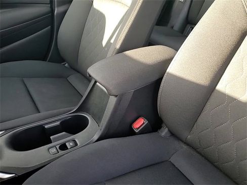 Used 2023 Toyota Corolla LE image 18