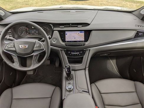 New 2025 Cadillac XT5 Premium Luxury image 21