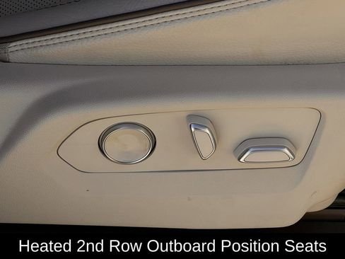 Used 2024 GMC Yukon Denali image 31