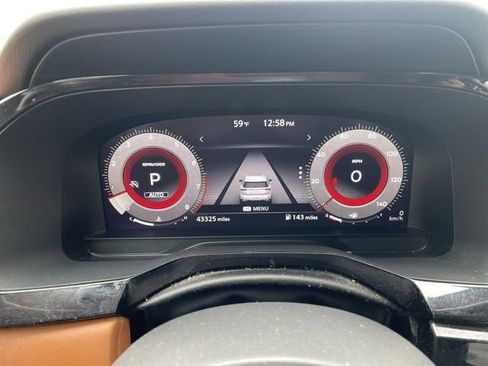 Used 2022 Nissan Pathfinder Platinum w/ Cargo Package image 6