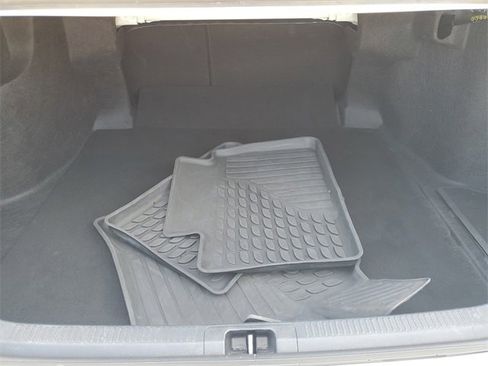 Used 2025 Toyota Camry SE w/ Convenience Package image 8