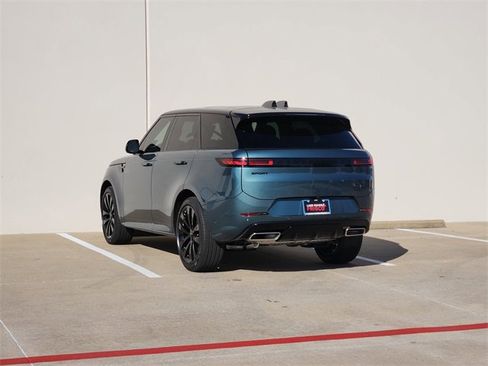 New 2026 Land Rover Range Rover Sport Dynamic SE image 3