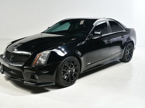Used 2009 Cadillac CTS V image 2