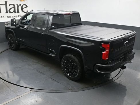 New 2026 Chevrolet Silverado 2500 High Country w/ High Country Premium Package AWD/4WD image 19