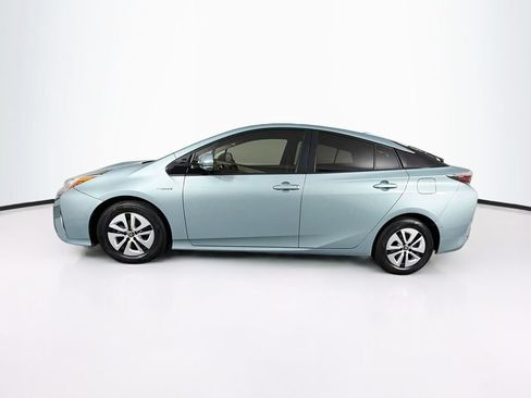 Used 2017 Toyota Prius Two w/ Prius Two Safety Plus Package FWD image 6