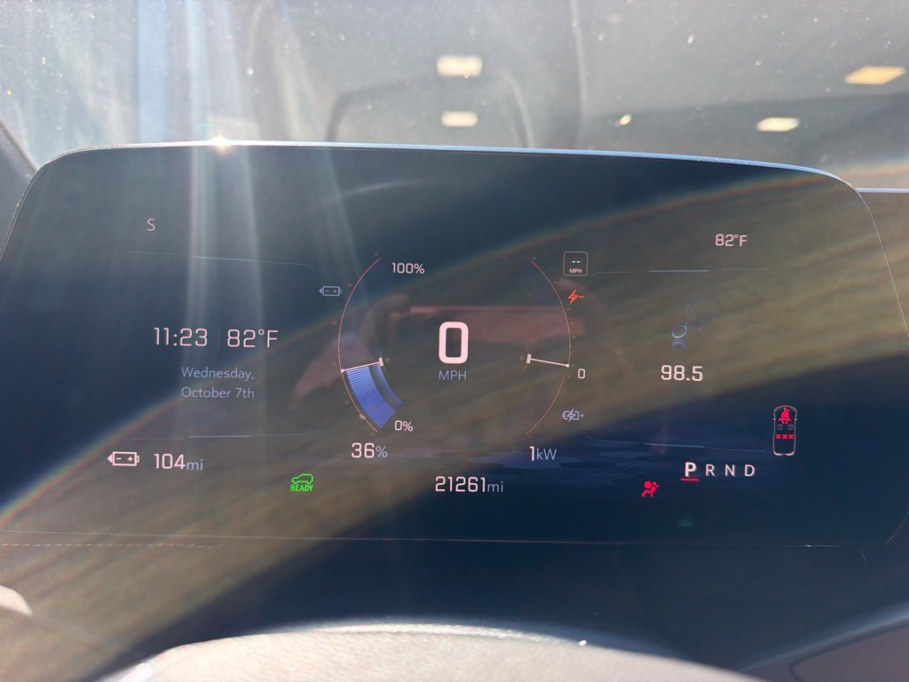 Used 2024 Chevrolet Blazer EV LT AWD/4WD image 16