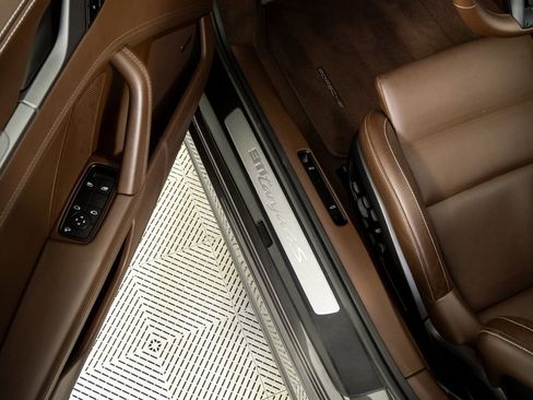 Certified 2024 Porsche 911 Targa 4S image 8