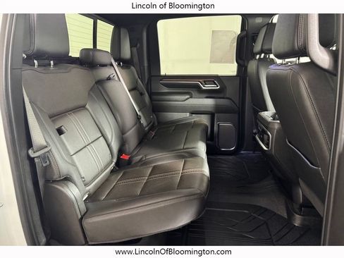 Used 2024 Chevrolet Silverado 2500 High Country w/ Technology Package AWD/4WD image 11