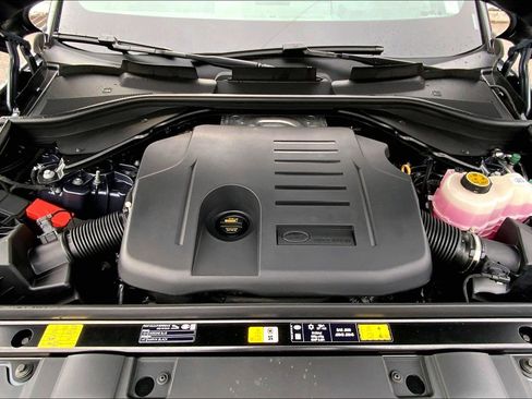 New 2026 Land Rover Range Rover Sport Dynamic SE image 16