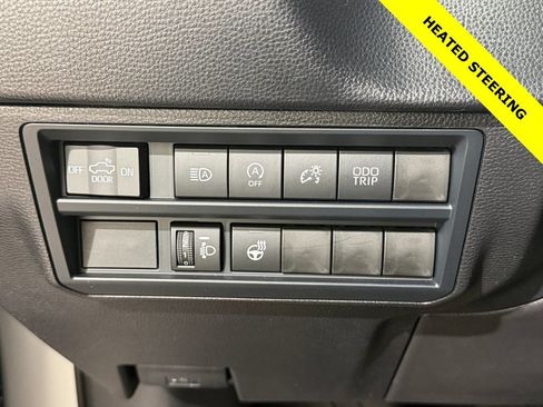 Used 2025 Toyota Tundra SR5 AWD/4WD image 20