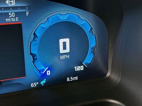 New 2025 Ford Bronco Base image 19