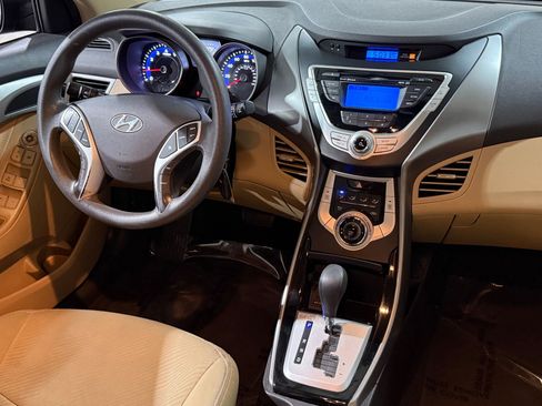 Used 2012 Hyundai Elantra GLS w/ Preferred Pkg 3 image 34