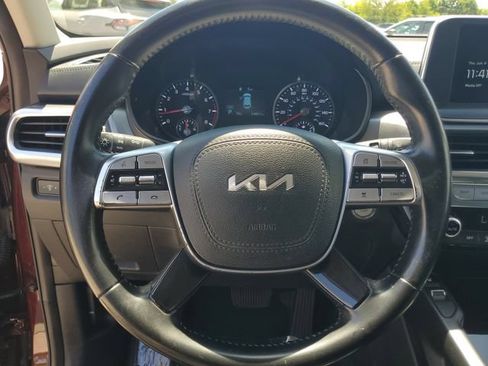 Used 2022 Kia Telluride S FWD image 19